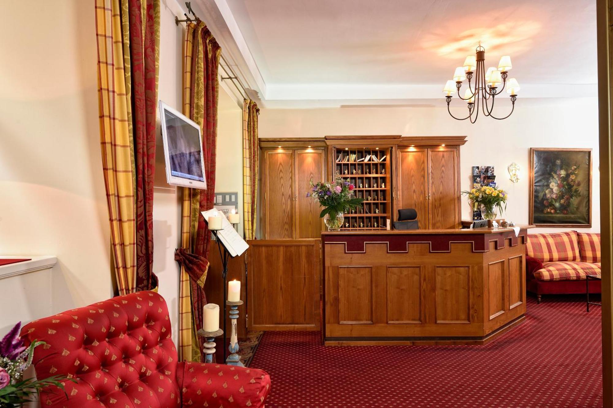Hotel Graf Von Mansfeld 3*
